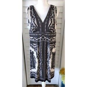 dressbarn Black and White Sleeveless V-Neck Printed Midi Dress